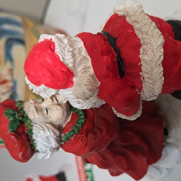 Mr. & Mr. Santa Figure - Picture 6 of 7